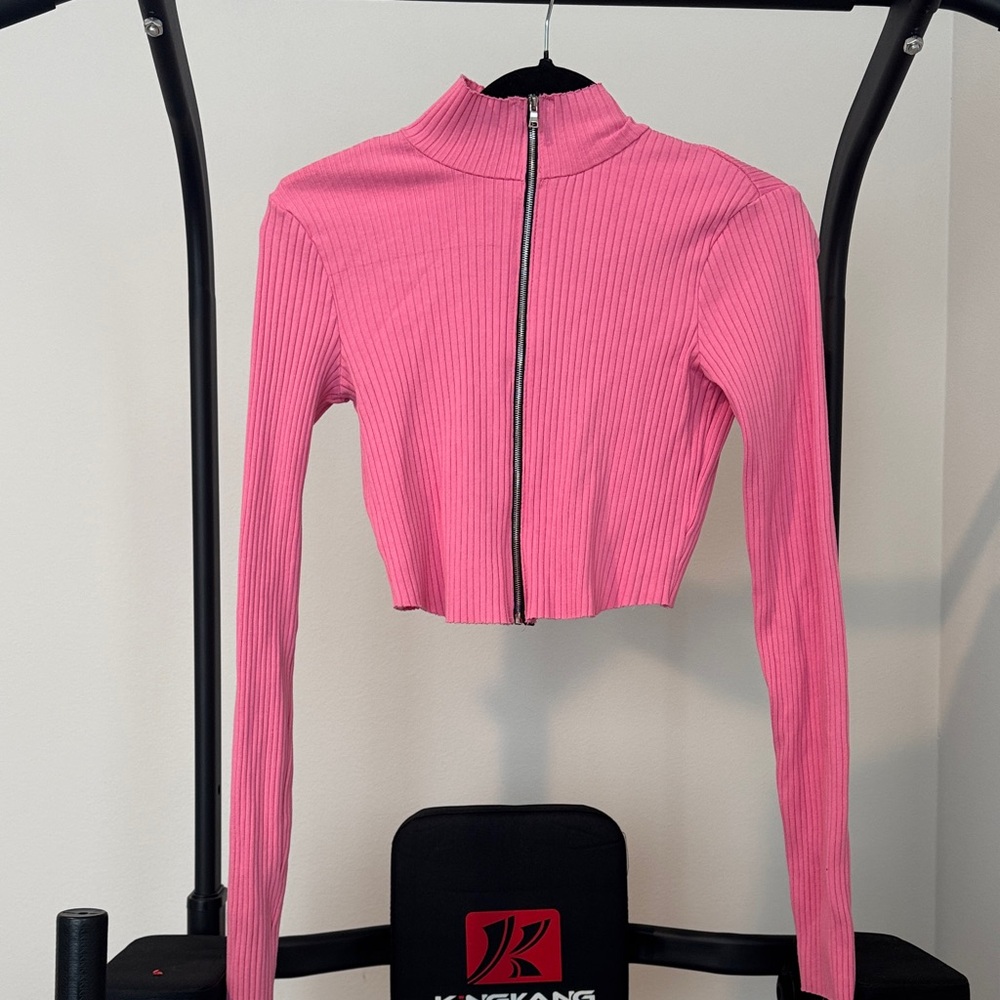 Cotton Citizen Vibrant Pink Zip-Up Crop Top - Picture 4 of 8